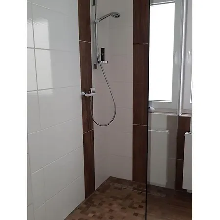 Lovely In Hesse Daire *